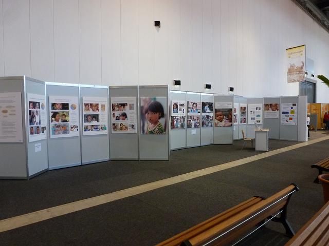 Freiburg-2012-Fotoausstellung Cleft Schwarzwald City