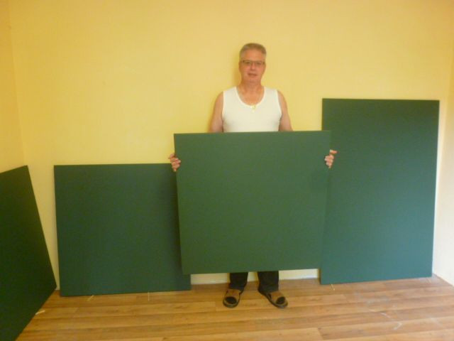 Charly mit fertiger Tafel